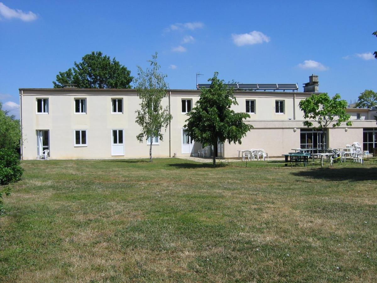 Auberge De Jeunesse Hi פואטייה מראה חיצוני תמונה